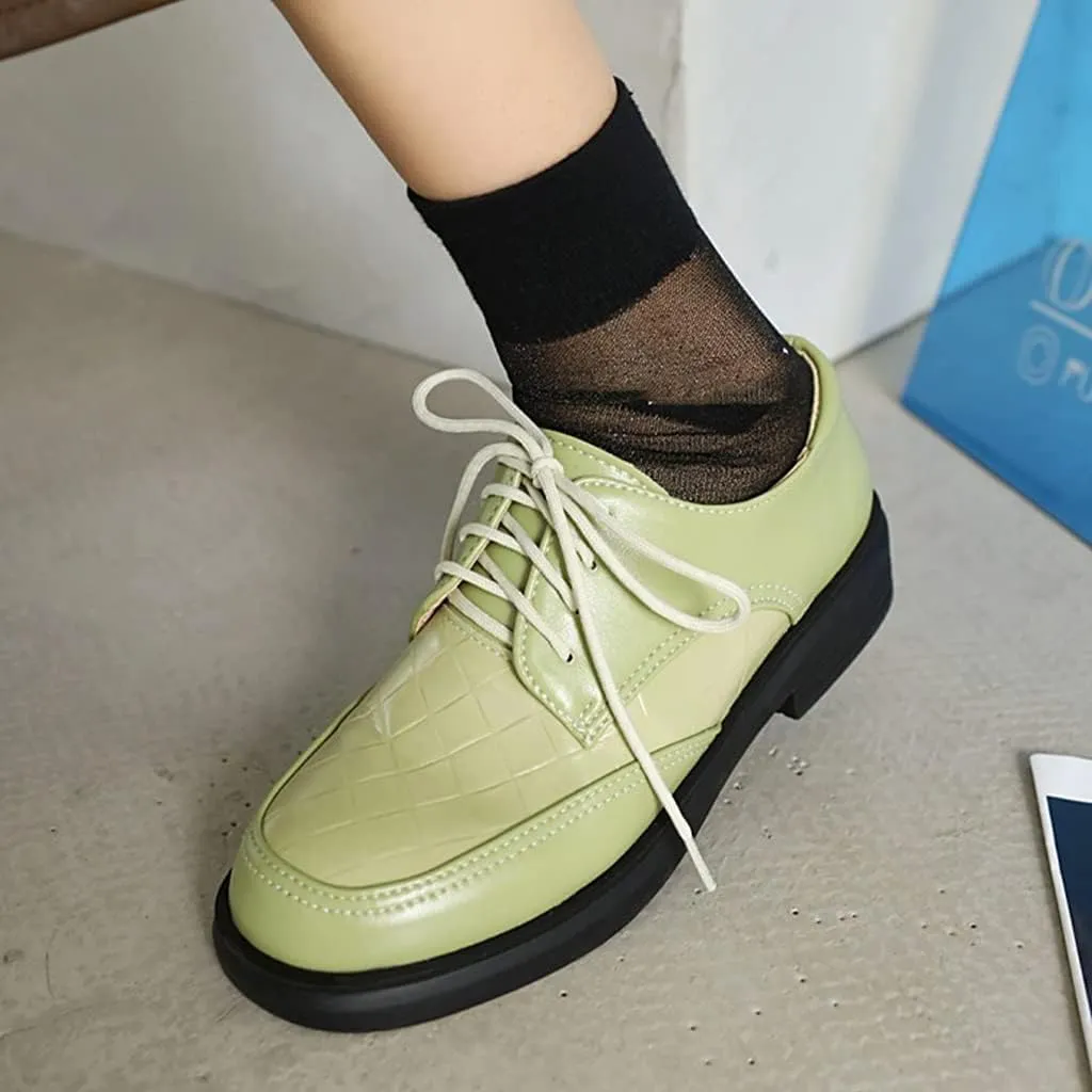 MIOKE Women's Casual Flat Low Heel Oxfords Shoes Lace Up Round Toe Vintage Western School Oxfords Brogues