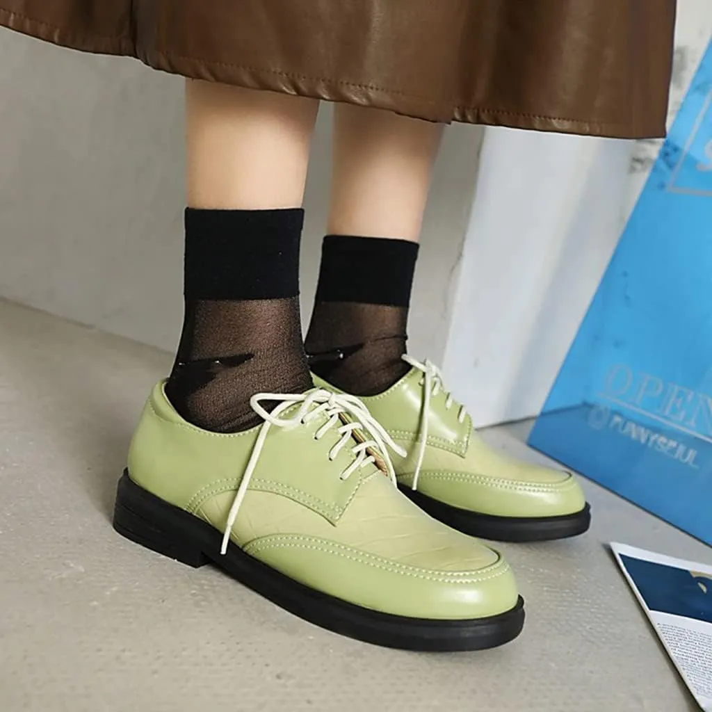 MIOKE Women's Casual Flat Low Heel Oxfords Shoes Lace Up Round Toe Vintage Western School Oxfords Brogues