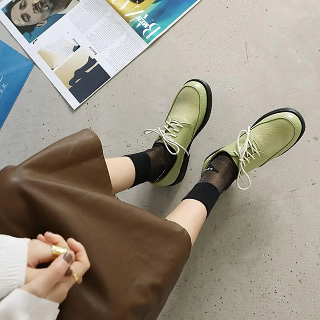MIOKE Women's Casual Flat Low Heel Oxfords Shoes Lace Up Round Toe Vintage Western School Oxfords Brogues