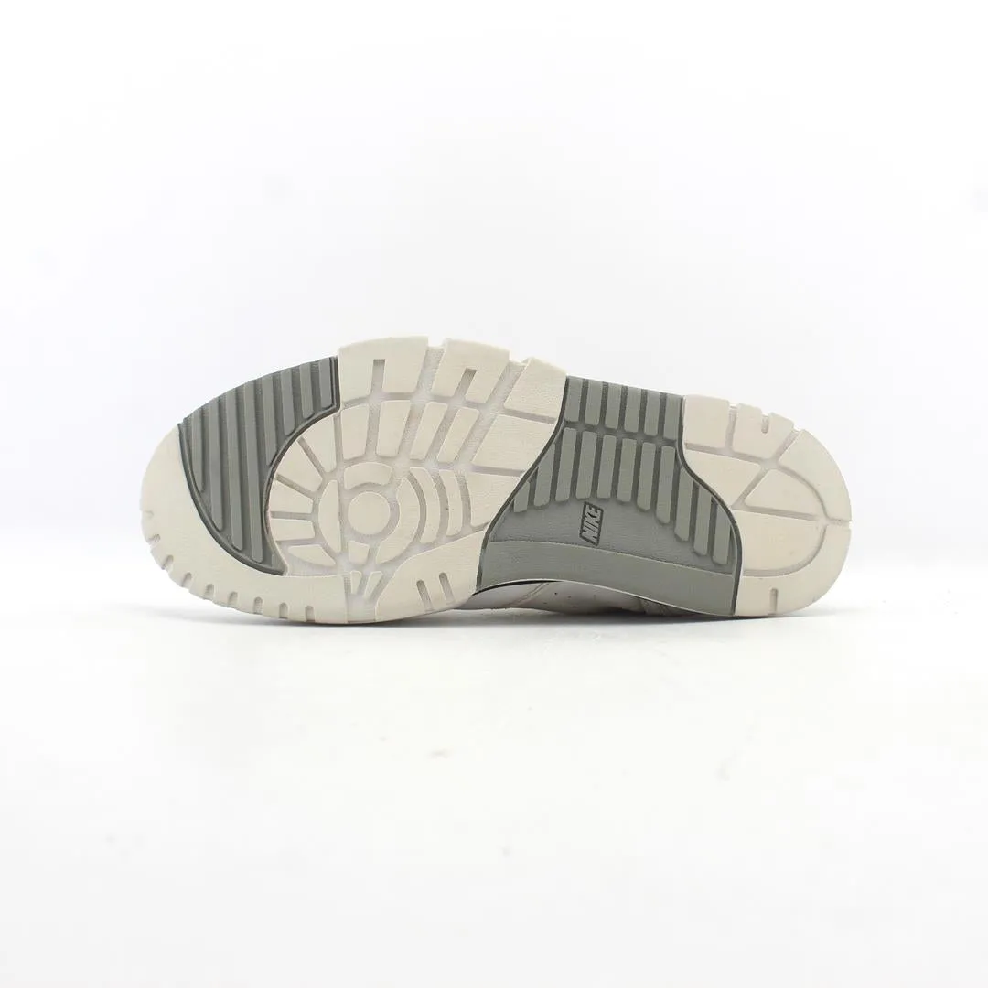 NIKE CROSS TRAINER