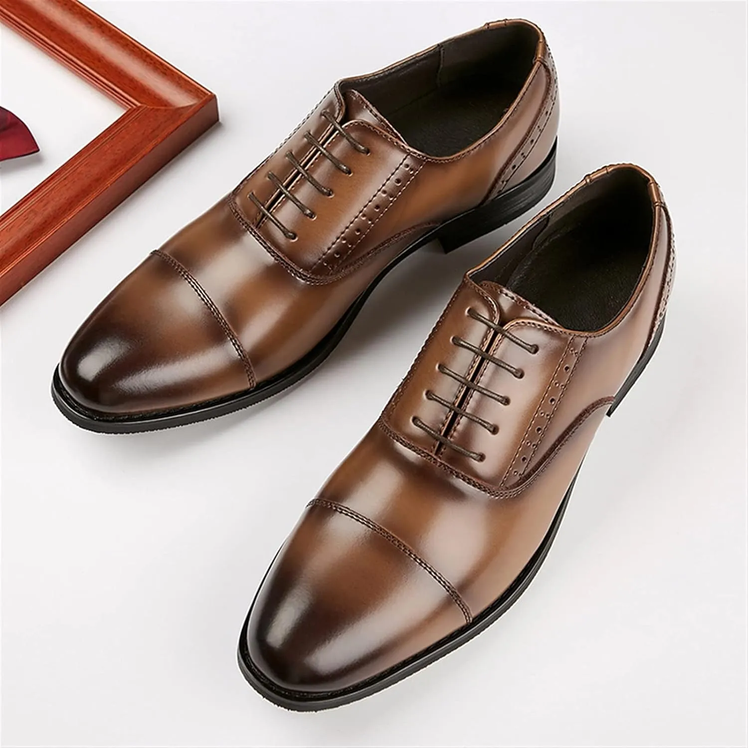 Single Season Dress Oxford for Men Lace Up Cap Toe Round Burnished Toe Cowhide Low Top Non Slip Anti-Slip Block Heel Slip Resistant Party Very Popular Among Young People